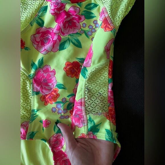 NWOT Girl's Pretty Peony Floral Printed One Piece Swimsuit Art Class XS 4/5 Pink - Picture 6 of 10